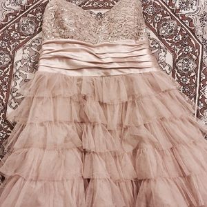 Beautiful Tulle Dress with Appliqué